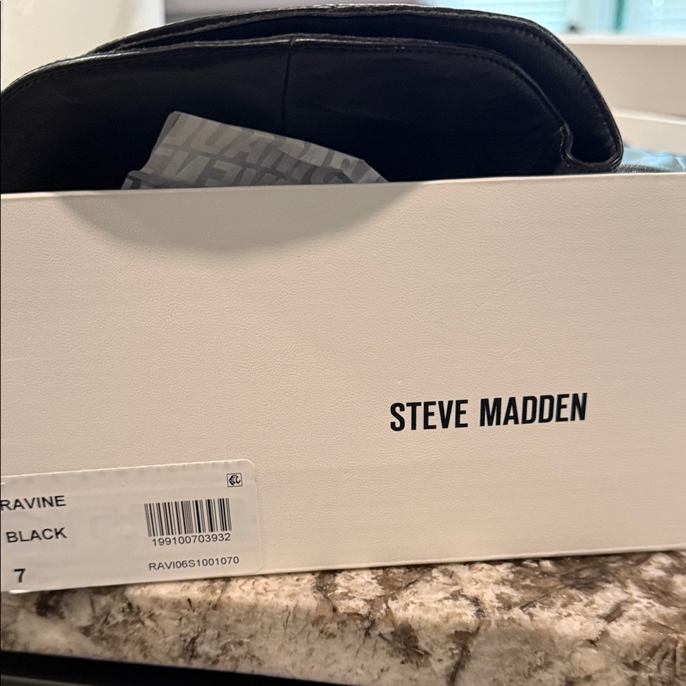 Steve Madden Black Slouchy Stiletto Knee-High Boots - Picture 4 of 5